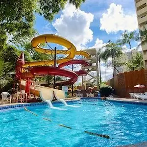 Golden Dolphin Express Apartamento